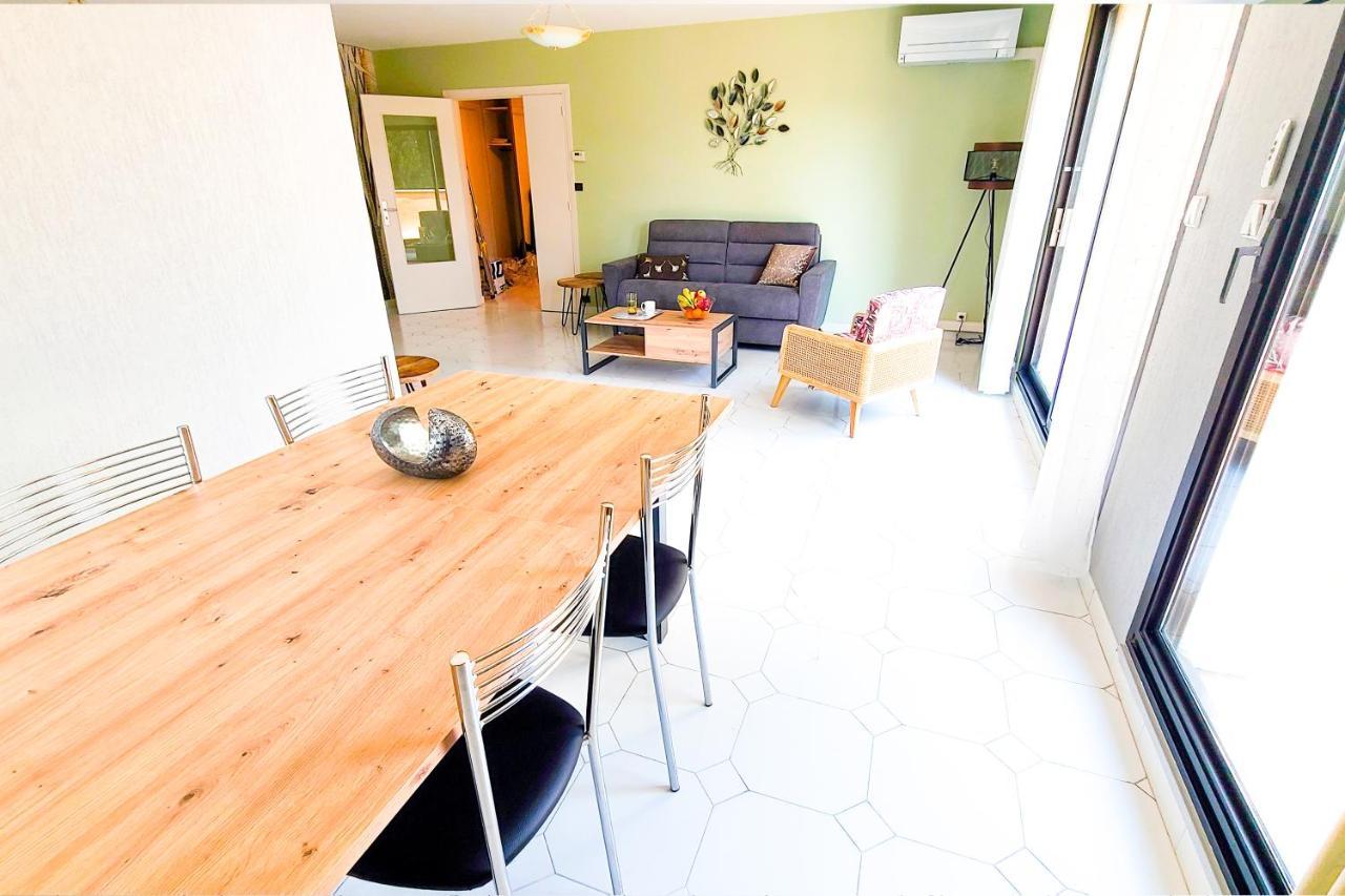 Ferienwohnung Regard Sur Les Remparts - Terrasse & Parking Avignon Exterior foto